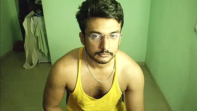 Snapshot of daringcutie chatting on November 11, 1:16 am daringcutie online show from November 11, 1:16 am