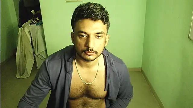 Snapshot of daringcutie chatting on December 1, 12:26 am daringcutie online show from December 1, 12:26 am