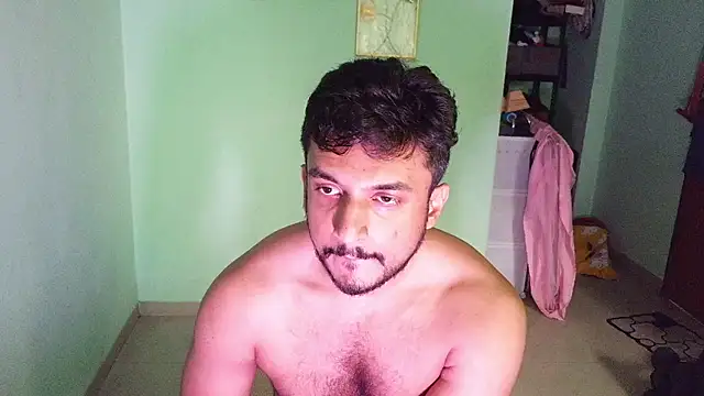 Snapshot of daringcutie chatting on July 4, 9:15 am daringcutie online show from July 4, 9:15 am