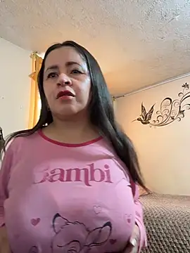 Snapshot of latinfemale chatting on July 2, 8:59 pm latinfemale online show from July 2, 8:59 pm