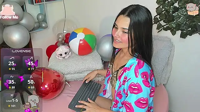 DestinyHills online show from March 11, 12:11 pm