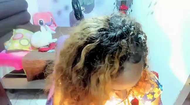 CarameloCeron online show from December 3, 1:54 pm