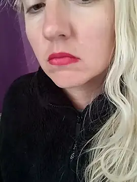 Snapshot of Mllesha74000 chatting on October 16, 12:06 pm Mllesha74000 online show from October 16, 12:06 pm