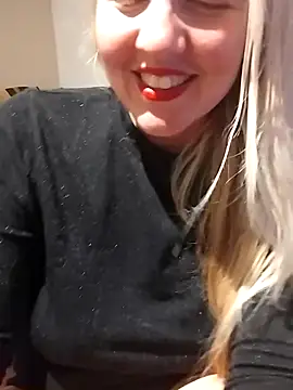 Snapshot of Mllesha74000 chatting on December 15, 7:07 pm Mllesha74000 online show from December 15, 7:07 pm