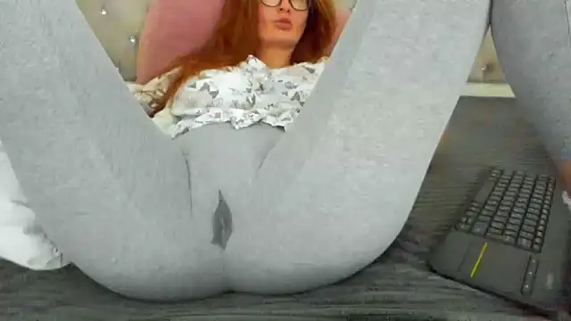 Snapshot of meryamvip chatting on December 17, 4:21 pm meryamvip online show from December 17, 4:21 pm