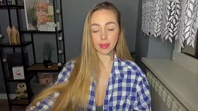 sexyCoralie online show from January 6, 2:25 pm