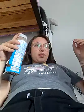 linda-schmidt online show from January 4, 4:43 pm