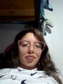 linda-schmidt online show from March 1, 12:39 am