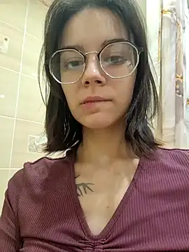 alyssa sweet online show from December 12, 7:04 pm