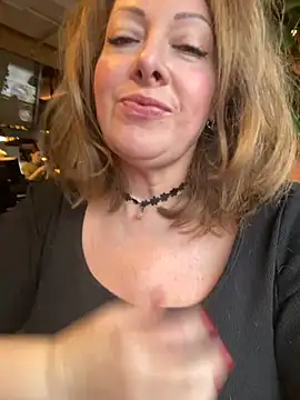 Alice Sweetyyy online show from March 2, 1:49 pm