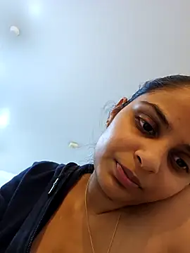 DirtySnowball69 online show from December 5, 6:43 am