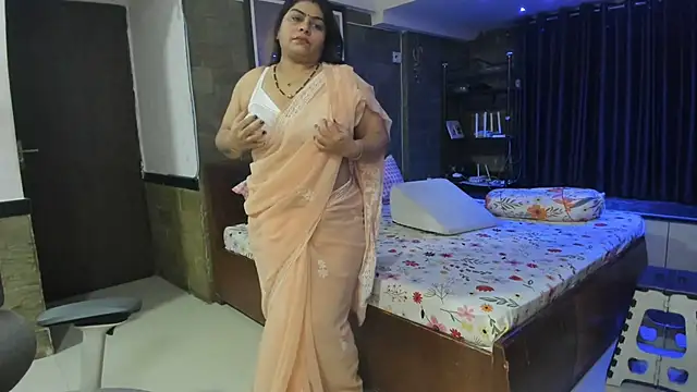 Snapshot of tarivishu23 chatting on January 27, 12:33 am tarivishu23 online show from January 27, 12:33 am