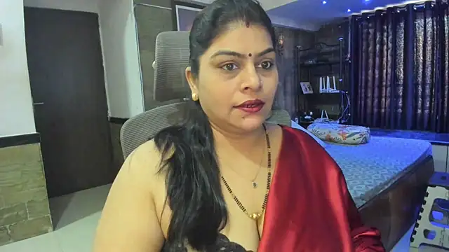 Snapshot of tarivishu23 chatting on February 4, 2:39 am tarivishu23 online show from February 4, 2:39 am