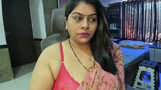 Snapshot of tarivishu23 chatting on February 5, 8:54 am tarivishu23 online show from February 5, 8:54 am