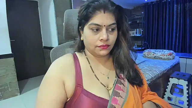 Snapshot of tarivishu23 chatting on February 27, 1:38 am tarivishu23 online show from February 27, 1:38 am
