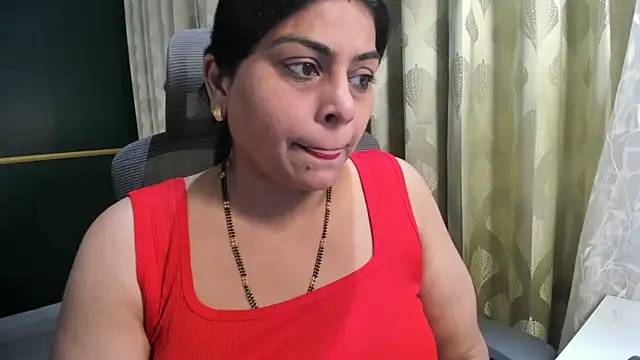 Snapshot of tarivishu23 chatting on November 12, 4:29 pm tarivishu23 online show from November 12, 4:29 pm