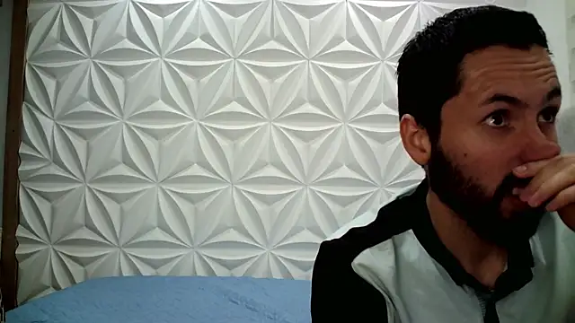 jerryandjessica online show from December 19, 10:21 pm