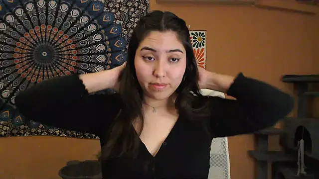 Snapshot of IntimateTales chatting on December 19, 6:56 pm IntimateTales online show from December 19, 6:56 pm