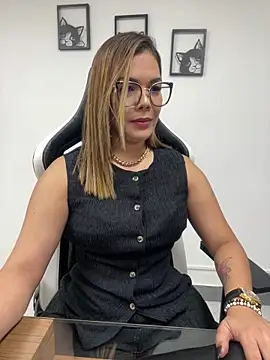 KellyBrooklyn  online show from March 21, 12:17 pm