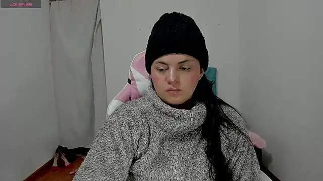 Snapshot of Anal_Milky_Momma chatting on March 13, 10:21 pm Anal Milky Momma online show from March 13, 10:21 pm