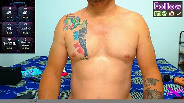Snapshot of xavier_1988 chatting on July 20, 10:34 pm xavier 1988 online show from July 20, 10:34 pm