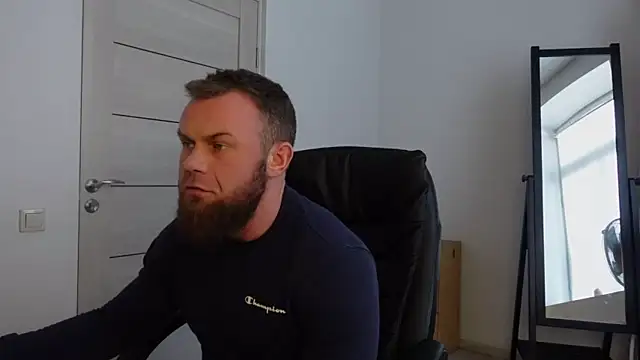 Snapshot of Tommy_Burnz chatting on March 15, 10:24 am Tommy Burnz online show from March 15, 10:24 am