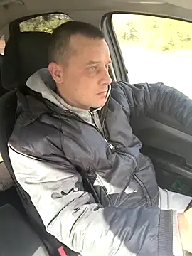 Snapshot of DanielOhCool chatting on October 15, 11:21 am DanielOhCool online show from October 15, 11:21 am