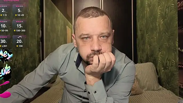 DanielOhCool online show from November 6, 5:41 am