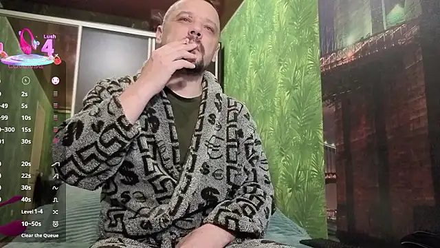 DanielOhCool online show from February 2, 6:34 am