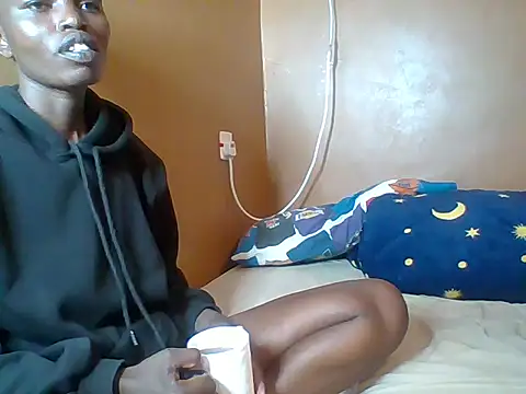 sluutygirl online show from November 18, 1:33 am