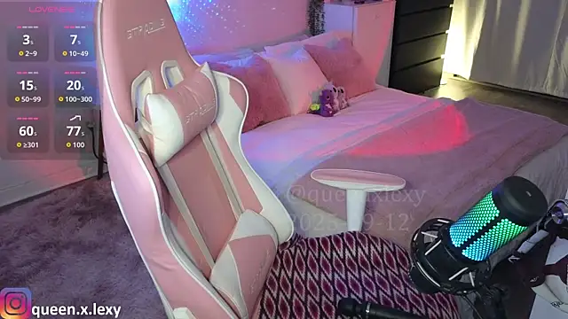 queenxlexy online show from September 13, 5:35 pm