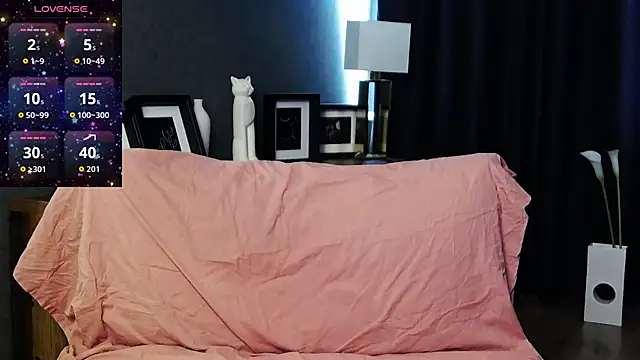 Ashley Ross  online show from June 30, 6:36 am