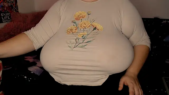 SenzualHotM online show from November 18, 11:36 am