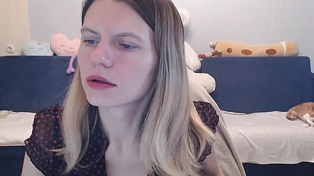 Snapshot of night_is_dark chatting on November 30, 6:23 pm night is dark online show from November 30, 6:23 pm