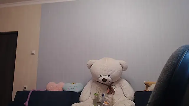 Snapshot of night_is_dark chatting on January 13, 4:45 pm night is dark online show from January 13, 4:45 pm