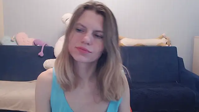 Snapshot of night_is_dark chatting on February 24, 4:05 pm night is dark online show from February 24, 4:05 pm