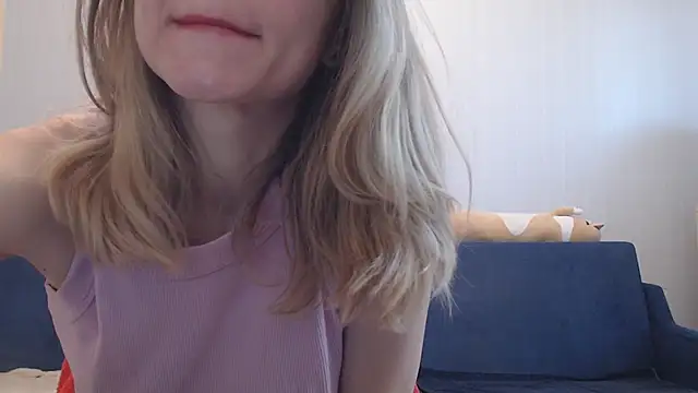 Snapshot of night_is_dark chatting on March 14, 2:33 pm night is dark online show from March 14, 2:33 pm