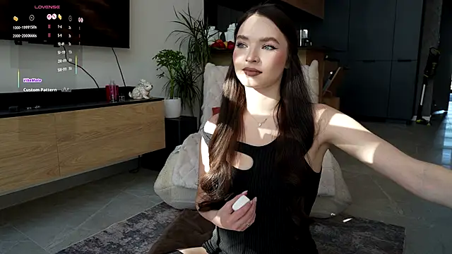 Snapshot of ibiddi chatting on November 4, 10:03 am ibiddi online show from November 4, 10:03 am