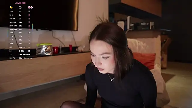 Snapshot of ibiddi chatting on November 7, 10:48 am ibiddi online show from November 7, 10:48 am