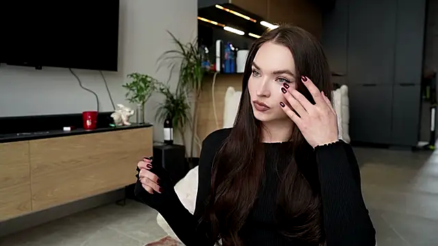 Snapshot of ibiddi chatting on November 30, 11:36 am ibiddi online show from November 30, 11:36 am