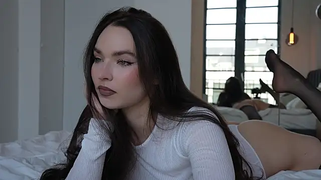 Snapshot of ibiddi chatting on December 14, 11:48 am ibiddi online show from December 14, 11:48 am