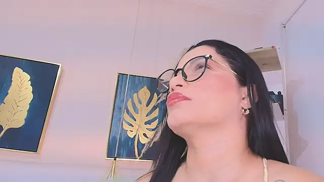 valerie lya online show from June 20, 1:03 pm