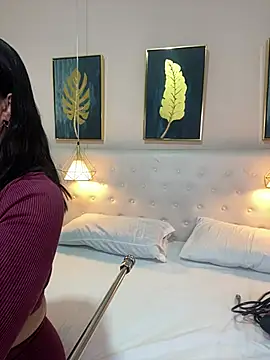 valerie lya online show from August 1, 1:21 pm