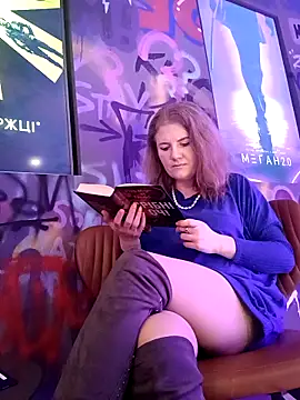 Snapshot of LizaCakes chatting on March 13, 3:17 pm LizaCakes online show from March 13, 3:17 pm