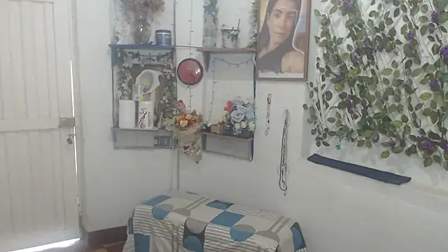 FunnyGrandma online show from March 12, 6:14 pm