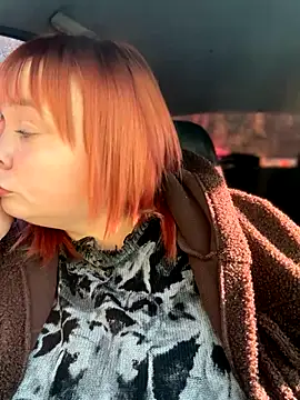 Model9798 online show from October 29, 6:37 am