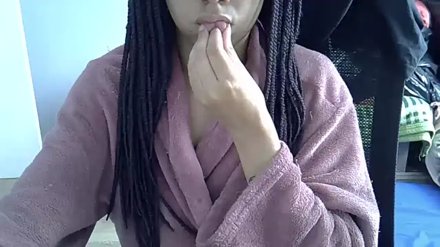 Snapshot of blackmodel chatting on January 27, 2:24 pm blackmodel online show from January 27, 2:24 pm