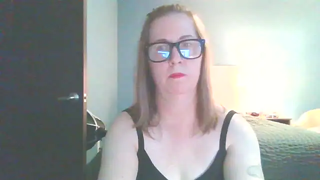 SweetandNaughty1 online show from December 17, 10:32 pm