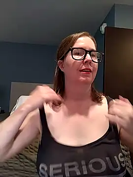 SweetandNaughty1 online show from September 23, 8:34 pm