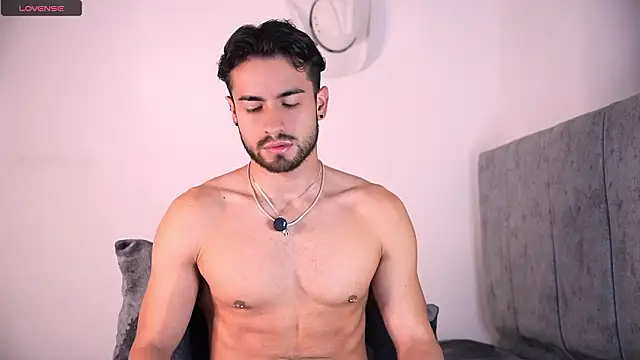 aydan hw online show from March 11, 7:20 pm